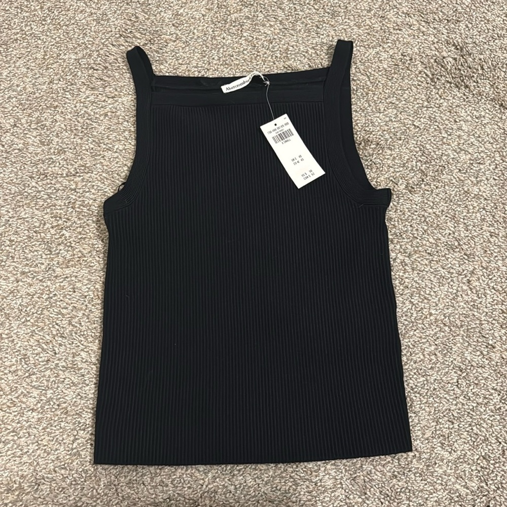 Abercrombie & Fitch black top NWT size XS
